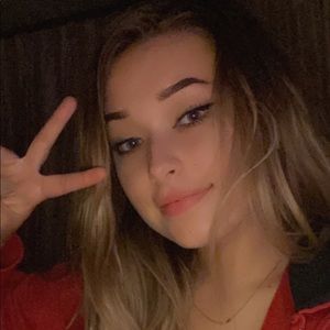 Meet your Posher, Kaya